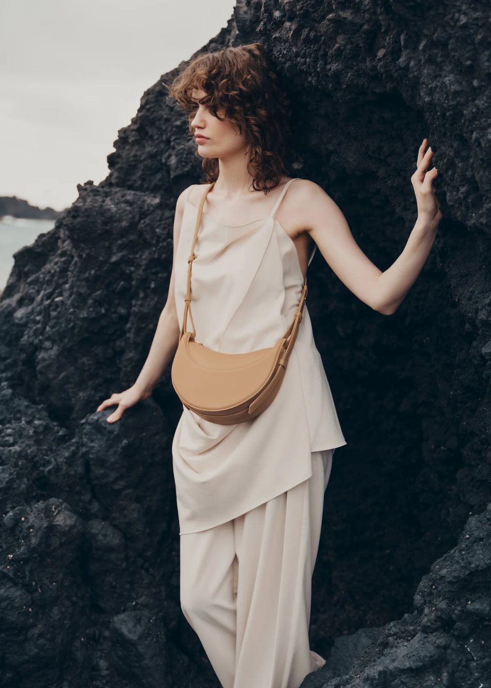 Beige Polene Numéro Dix Crossbody Bags | IRELAND 416089T