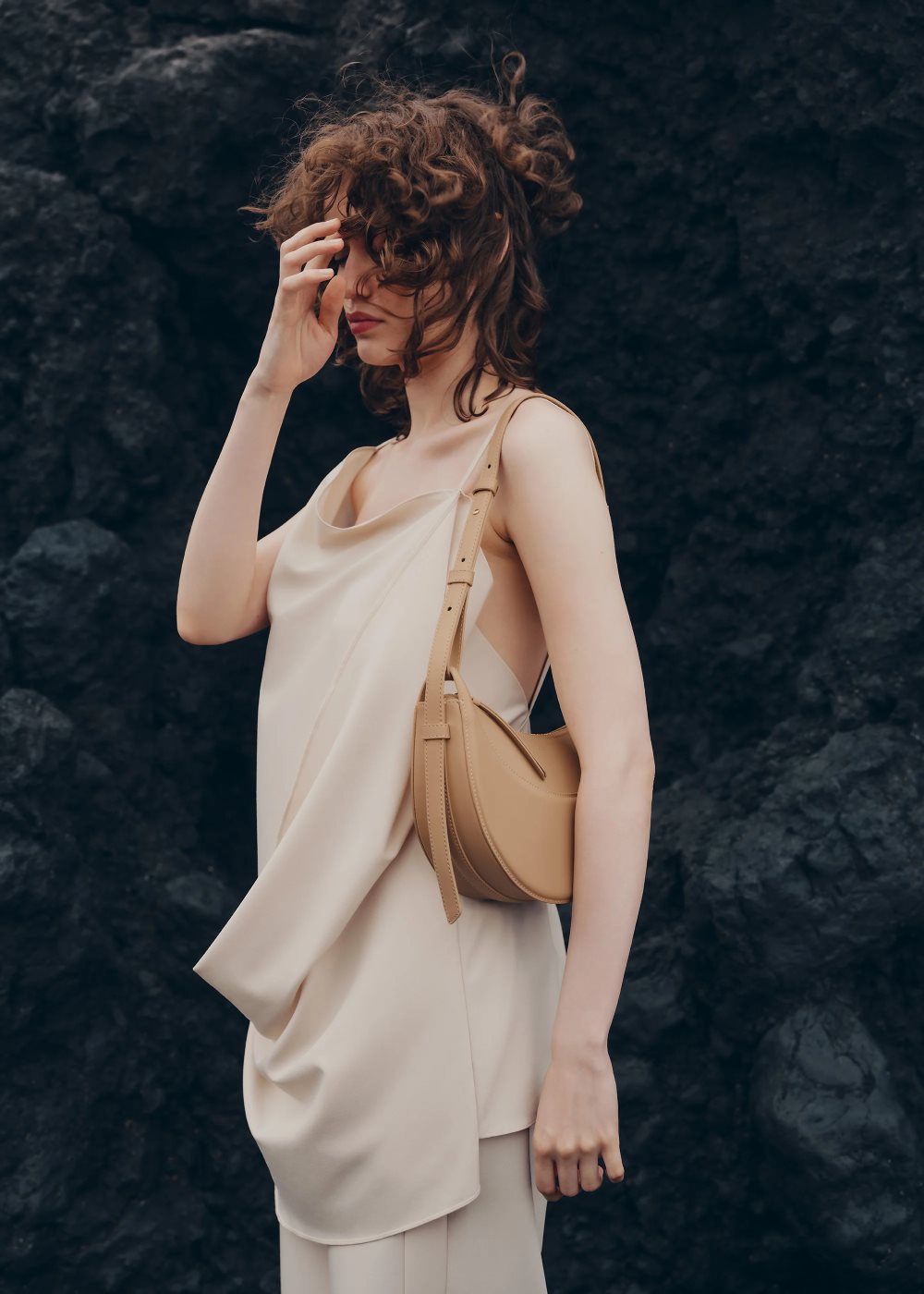 Beige Polene Numéro Dix Crossbody Bags | IRELAND 416089T