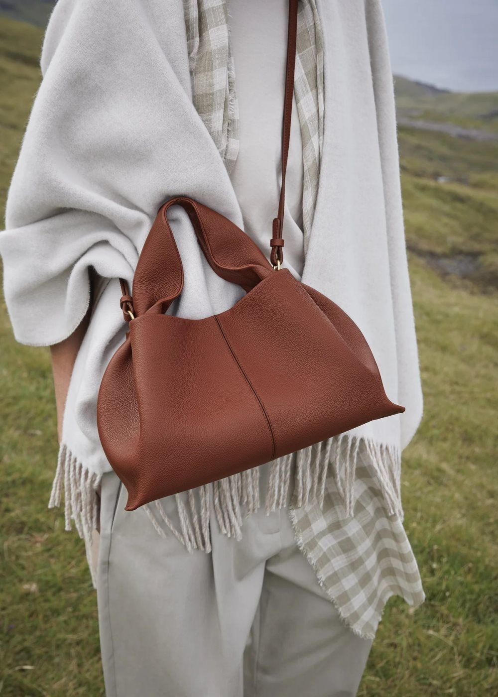 Brown Polene Numéro Neuf Handbags | IRELAND 326014R